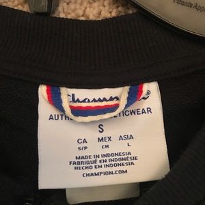 Zip up champion cropped